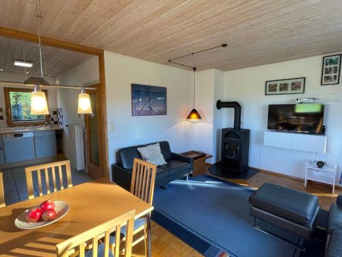 Uma área de estar em Holiday Home Westfalen by Interhome