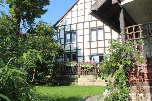 A garden outside Hotel Bad Langensalza Eichenhof