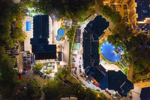 Prestige Deluxe Hotel Aquapark Club - All inclusive 내부 또는 인근 수영장