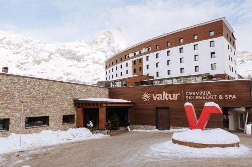 Gallery image of Valtur Cristallo Ski Resort, Dependance Cristallino in Breuil-Cervinia