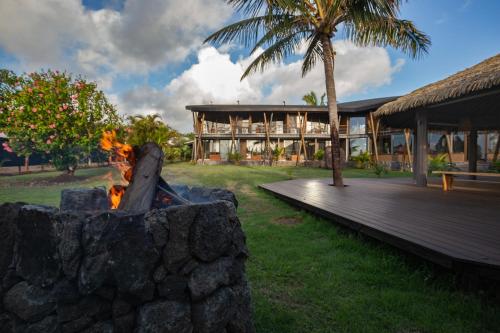 Taman di luar Hotel Ohana Rapa Nui