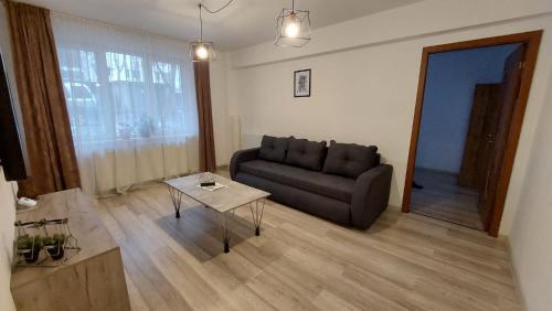 Fotografie z fotogalerie ubytování Youth Central Apartment v destinaci Târgu-Mureş