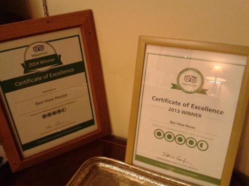 a certificate of excellence and a certificate of excellence certificate of excellence award at Ben View Guesthouse in Clifden