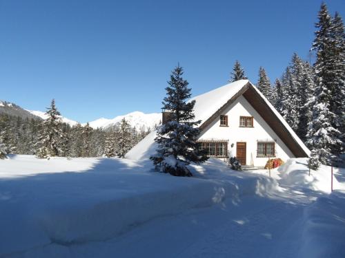 Chalet Atelier semasa musim sejuk