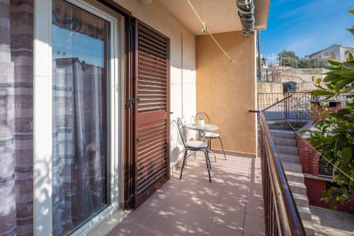 Apartment Beba tesisinde bir balkon veya teras