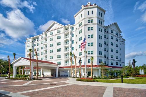 Residence Inn by Marriott Orlando at FLAMINGO CROSSINGS Town Center