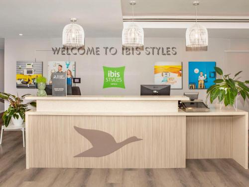 Majoituspaikan Ibis Styles The Entrance aula tai vastaanotto