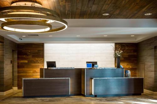 The lobby or reception area at Fairfield by Marriott Waterbury Stowe