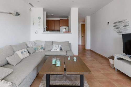 Zona d'estar a Marbella Rio Real apartment