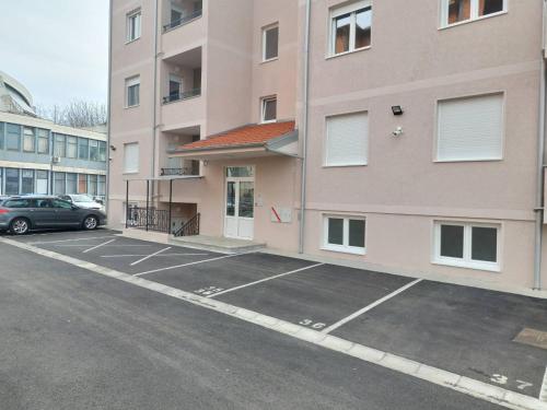 Zgrada u kojoj se nalazi apartman