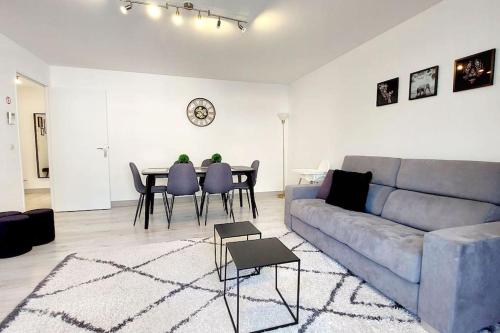 Atpūtas zona naktsmītnē Cosy Home 2, Cergy Le Haut, 6 personnes, 3 min gare, 30 min Paris, parking privé