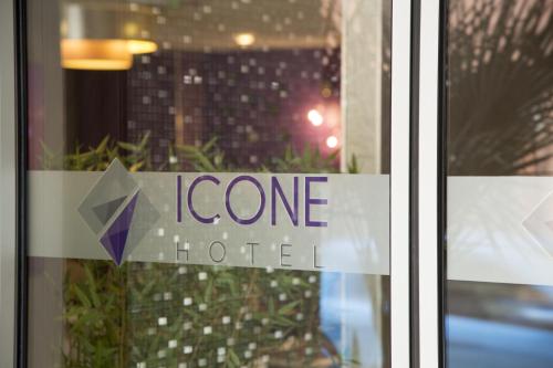 Sertifikat, penghargaan, tanda, atau dokumen yang dipajang di Icône Hôtel - Annecy