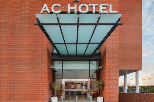 Снимка в галерията на AC Hotel Alcalá de Henares by Marriott в Алкала де Енарес