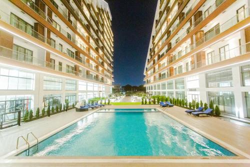 Swimming pool sa o malapit sa Accra Luxury Apartments @ The Signature