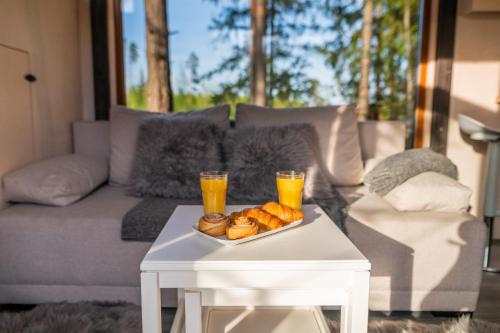 A seating area at TaaliHomes Metsamajake - kadakasaun hinnas