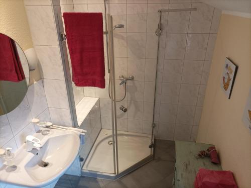 Un baño de Ferienwohnung Stapelmoor