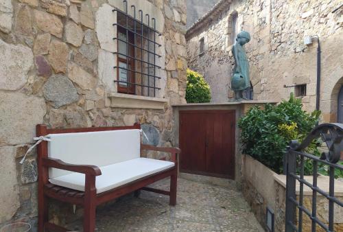 ภาพในคลังภาพของ Beautiful apartment in Tossa de Mar ในตอสซาเดมาร์