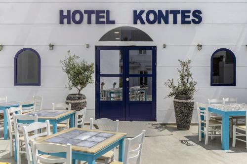 Hotel Kontes Comfort tesisinde bir restoran veya yemek mekanı