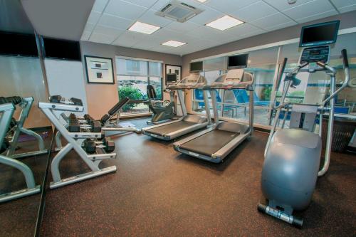 Fitnes centar i/ili fitnes sadržaji u objektu TownePlace Suites by Marriott Scranton Wilkes-Barre