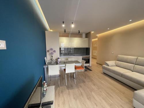 Kuhinja ili čajna kuhinja u objektu City center Apartment 1