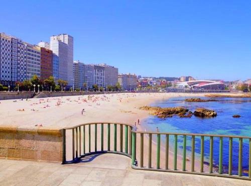 Afbeelding uit fotogalerij van Apartamento Breogan Coruña in A Coruña