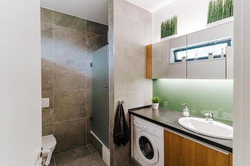 Butique Apartman tesisinde bir banyo