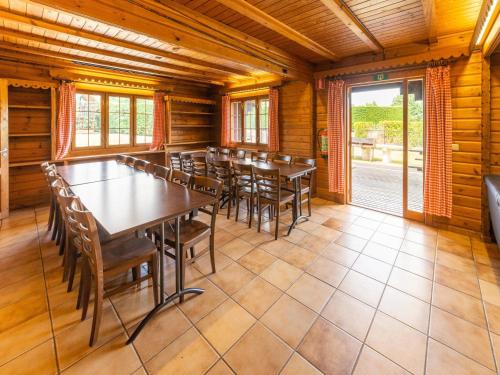 Foto de la galería de Majestic chalet in Durbuy 200 meters from the Golf en Barvaux