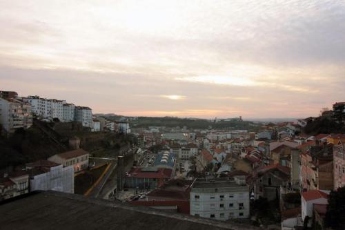 Vue générale sur Coimbra ou vue de la ville depuis l'appartement