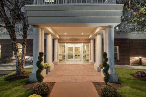 Exteriér alebo vchod do ubytovania Homewood Suites by Hilton Providence-Warwick