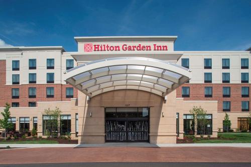 La fachada o entrada de Hilton Garden Inn Akron