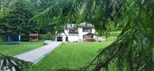 A garden outside Am Kaltenbach - Spital am Semmering, Stuhleck