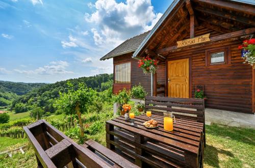 Ruralna kuća za odmor RAJSKI MIR