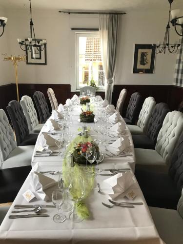 A seating area at Landhaus Heidekrug