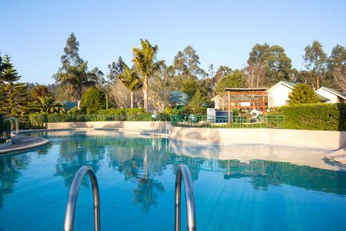 Kolam renang di atau dekat dengan Hotel y Cabañas Huallilemu Sur - Caja Los Andes