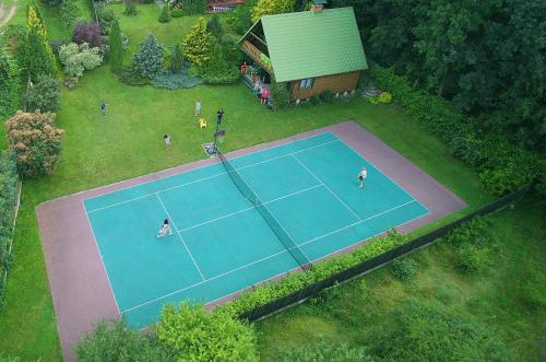 Tereni za tenis i/ili skvoš u sklopu objekta Zielony Domek ili u blizini