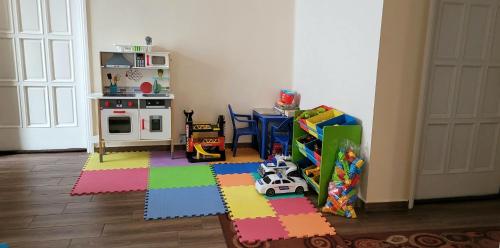 Clube infantil em Megyeház Apartman