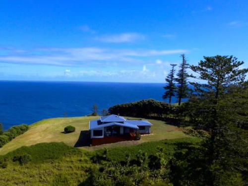 King Tide House - Ocean Views