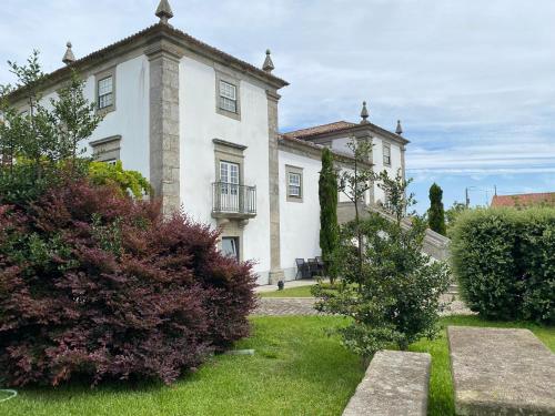 A garden outside Quinta do Monteverde