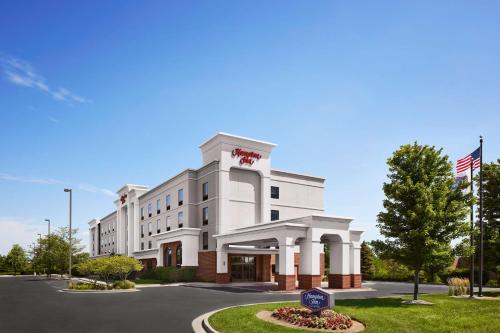 Hampton Inn Indianapolis Northwest - Park 100 في انديانابوليس: واجهة الفندق