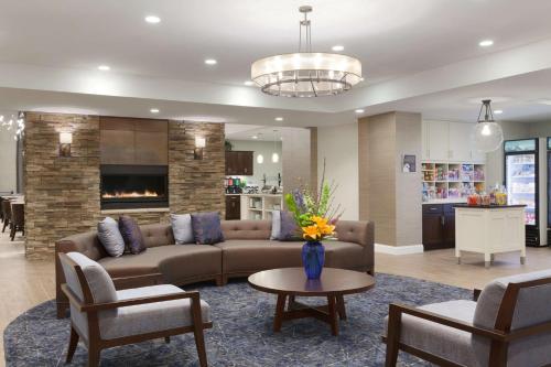 Zona d'estar a Homewood Suites by Hilton Burlington