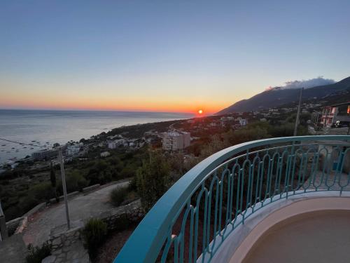 Gallery image of Endless blue Apartments in Dhërmi