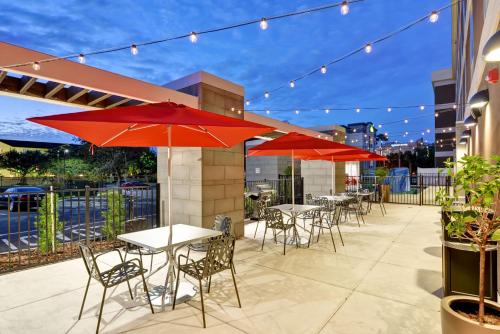 A balcony or terrace at Home2 Suites By Hilton Tampa USF Near Busch Gardens