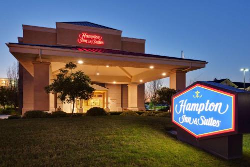 Hampton Inn & Suites Sacramento-Airport-Natomas tesisinde sergilenen bir sertifika, ödül, işaret veya başka bir belge