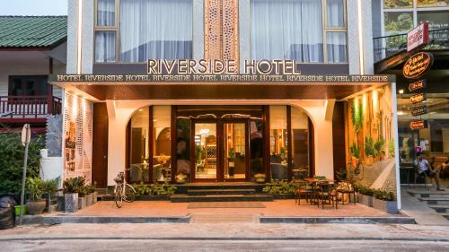 Riverside Hotel 외관 또는 출입문