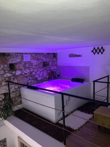 Fotografie z fotogalerie ubytování Vecchio Loft con Jacuzzi v destinaci Siracusa