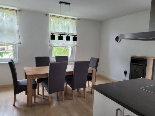 Majoituspaikan Moderne Wohnung in Meerane in ruhiger, zentraler Lage, 116 qm keittiö tai keittotila