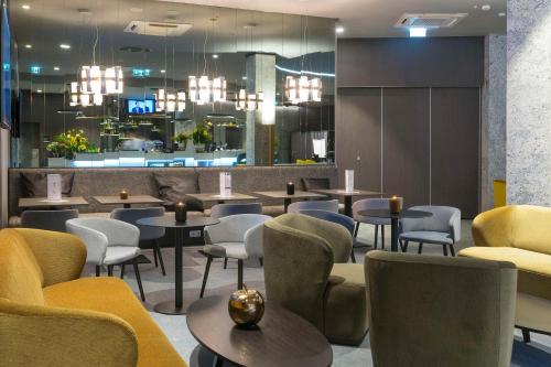 Зона вітальні в Hampton By Hilton Poznan Old Town