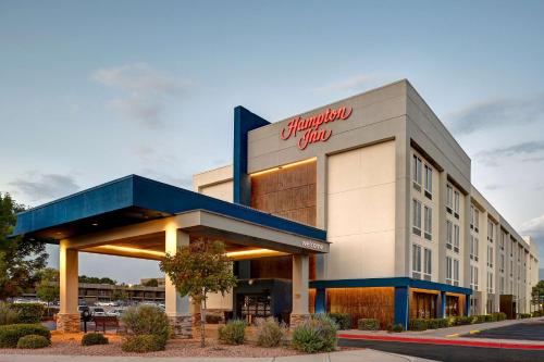 a store front of a shopping center at Hampton Inn Albuquerque - University/Midtown in Albuquerque