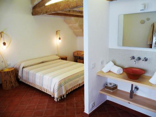 Vuode tai vuoteita majoituspaikassa HoMe Hotel Menorca