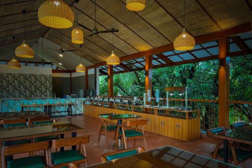 Restoran atau tempat makan lain di Antheia Resorts, Pawna Lake